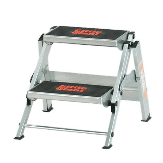 Little Giant Safety Step mit 2 Stufen ohne Haltebügel, freigestellt