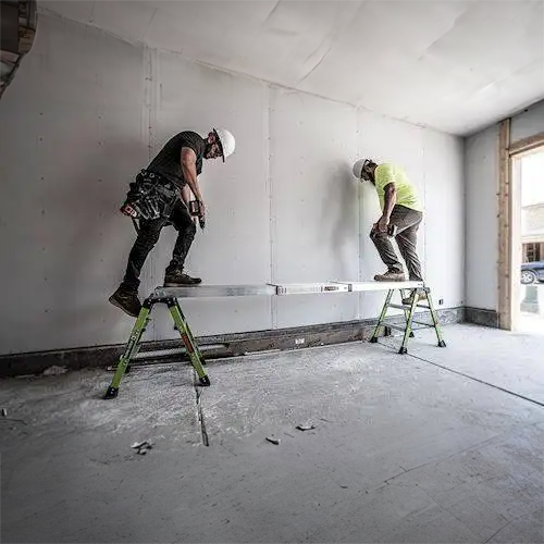 Little Giant 2-Person Plank – Marketingbild – erhältlich bei diegrüneleiter.ch ab 464.50 CHF – Grösse: 1.81-2.71m