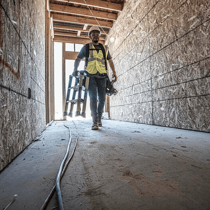 Little Giant Sure Step Fiberglass – Nahaufnahme – erhältlich bei diegrueneleiter.ch ab 343.30 CHF – Stufen: 2X3